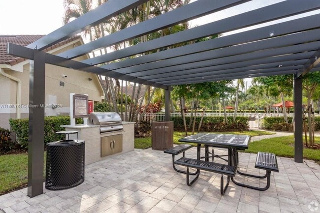 Photo - 7575 Hampton Blvd Unit 7785