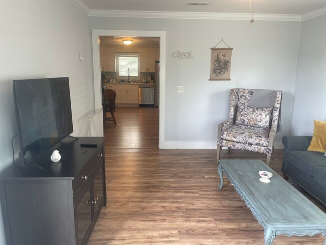 Photo - 327 Bordeaux Ave