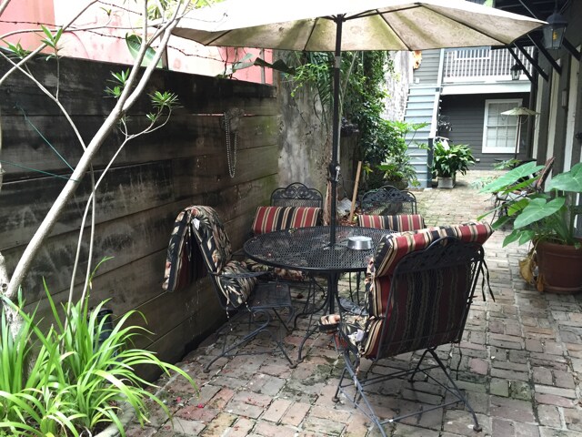 Photo - 433 Burgundy St Unit 1A