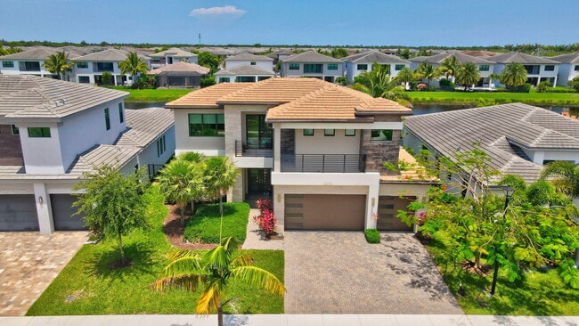 Photo - 17112 Aquavera Way