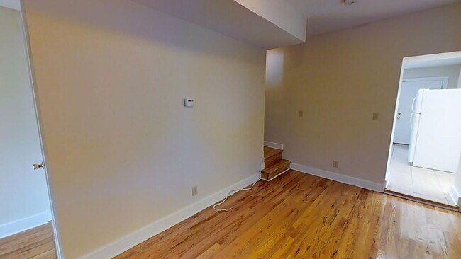 Photo - 1375 Indianola Ave