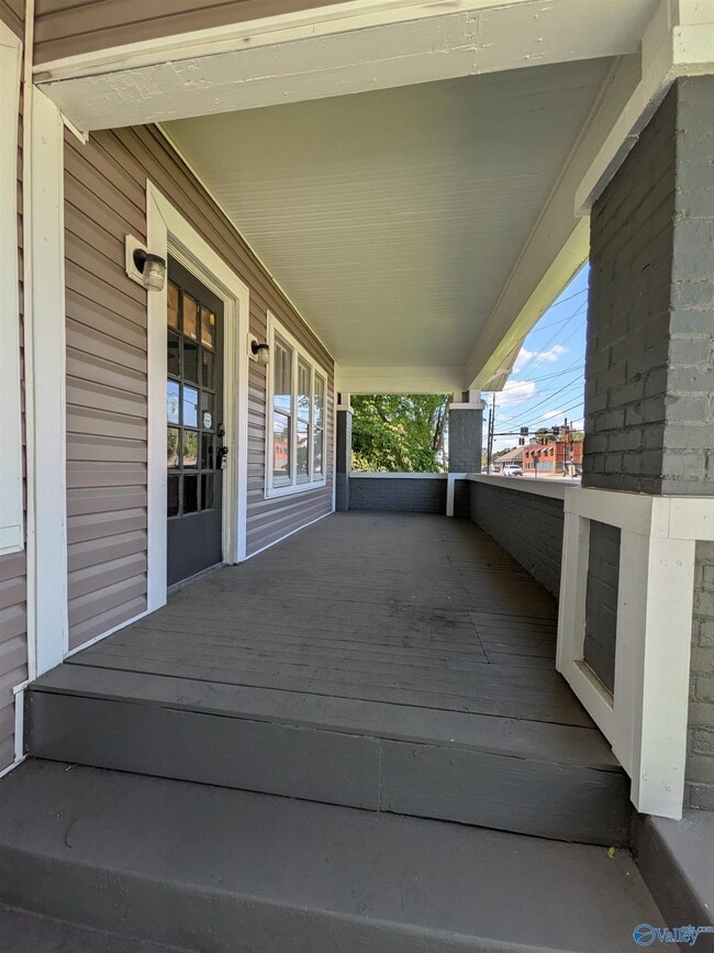 Photo - 2404 Whitesburg Dr