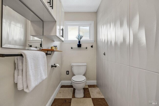 Photo - 308 Panorama Ct