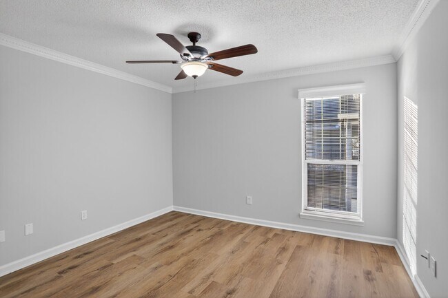 Photo - 307 Granville Ct Unit 307 Granville
