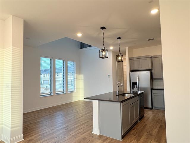 Photo - 2528 Brunswick Wy