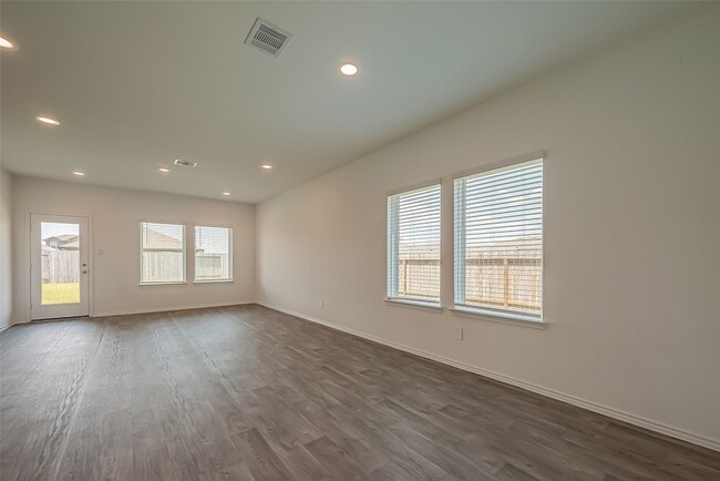 Photo - 5343 Pinecliff Grove Ct