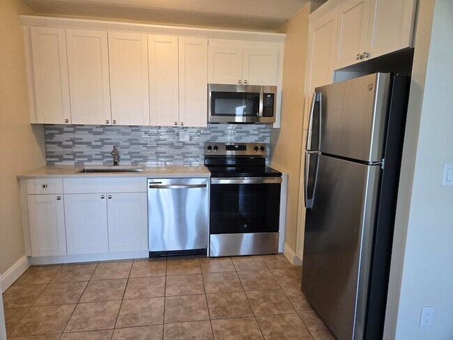 Photo - 685 Prospect Ave Unit 9b