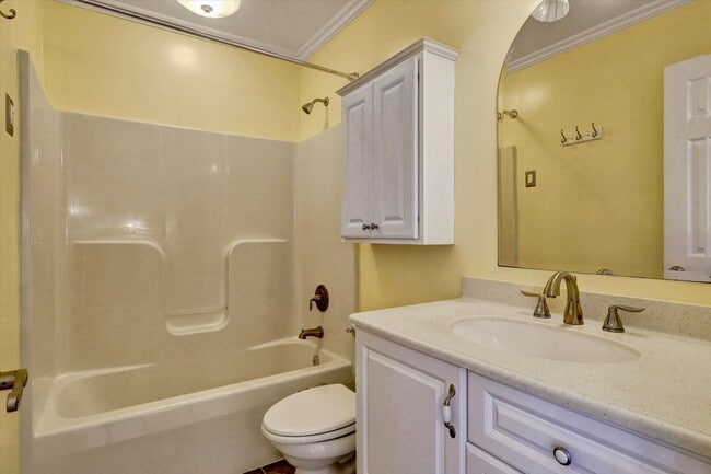 Photo - 195 Langdon Farm Cir