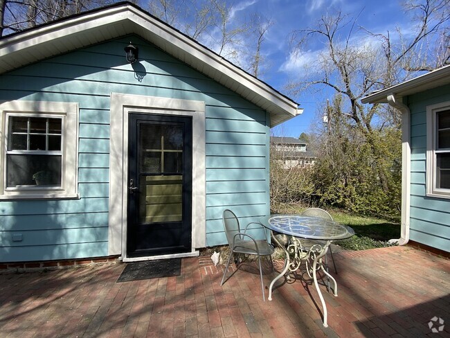 Building Photo - 1008 Starlight Dr Rental