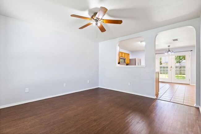 Photo - 10526 Marigold Bay