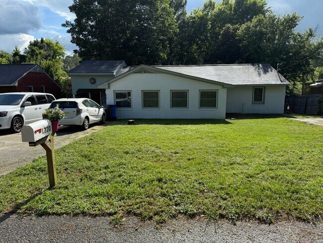 Photo - 1730 Wellons Dr