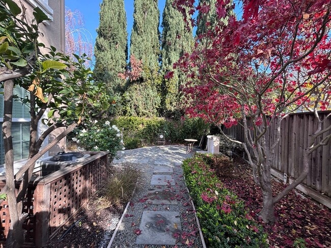 Photo - Willow Glen- Beautiful corner unit townhome with a private backyard