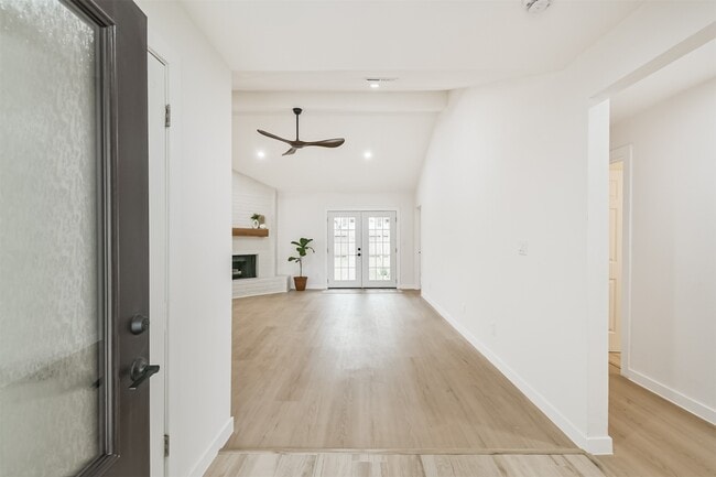 Photo - 12018 Woolford Dr