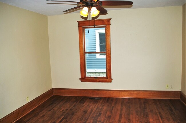 Photo - Beautiful, Clean 4 bedroom West 7th Gem!!