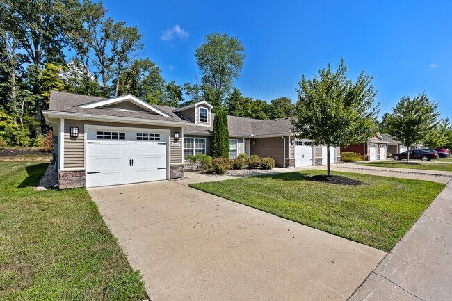 Building Photo - Redwood Union Township