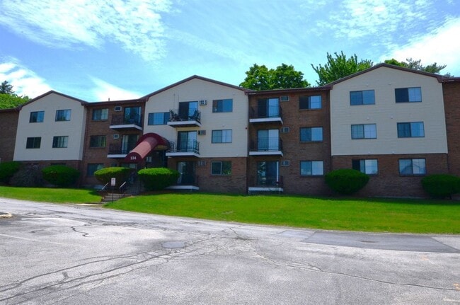 134 Mammoth Rd Unit 21