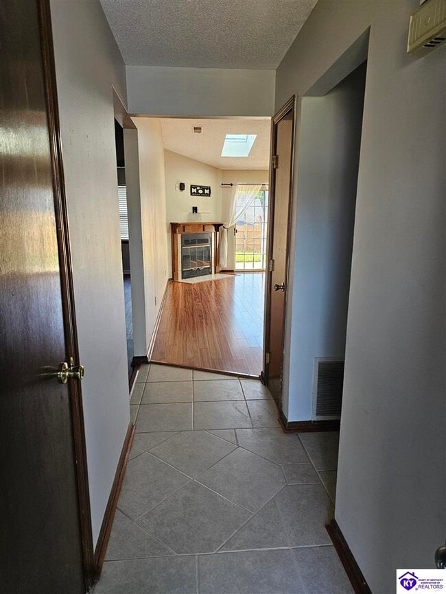 Photo - 508 Independence Ct