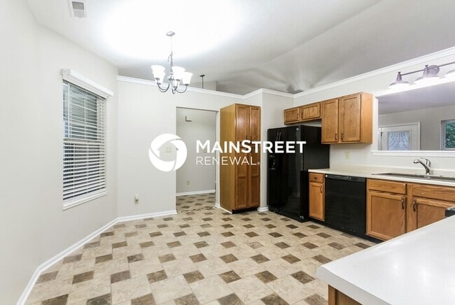 3 Bedroom Pet-Friendly Home in Greenfield, IN with Main Street Renewal