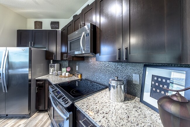 The Hamptons at Palm Beach Gardens Apartments