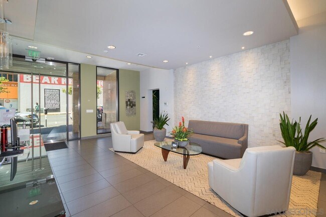 Photo - 875 G St Unit 210