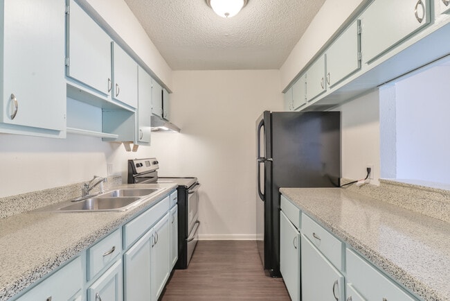 Photo - $999 Special 3 Bedr/ 1 bath Beautiful Home in Angleton