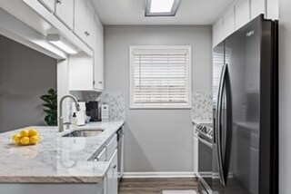 Photo - 160 Commons Dr