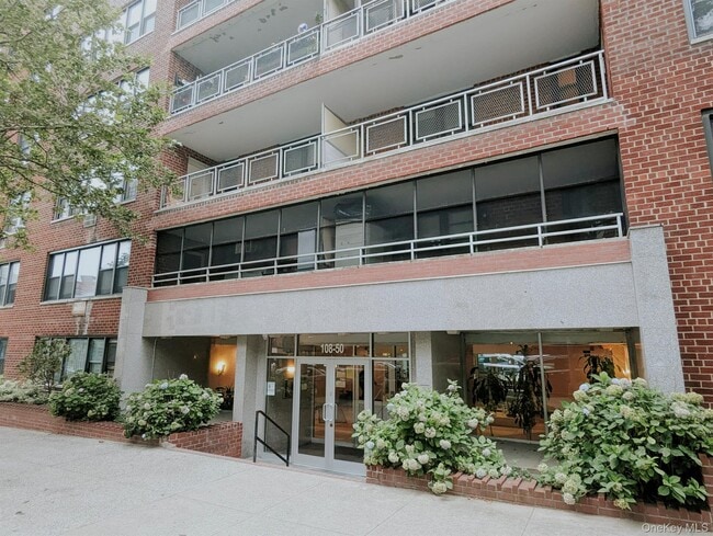 Building Photo - 108-50 62nd Dr Unit 1K