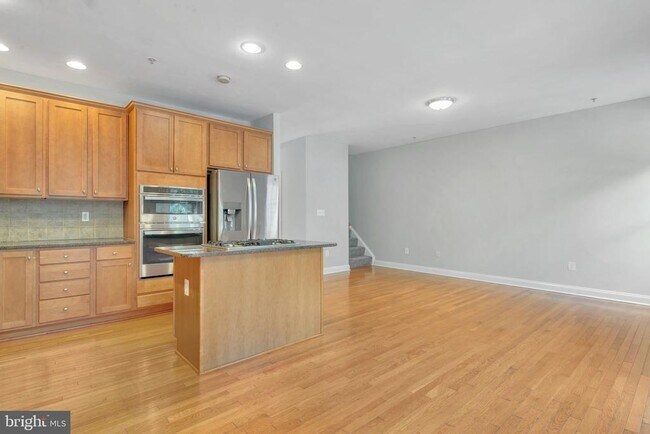 Photo - 4238 Chariot Way