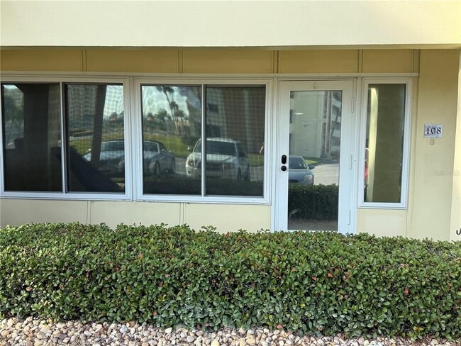 Photo - 4700 Cove Cir Unit 108