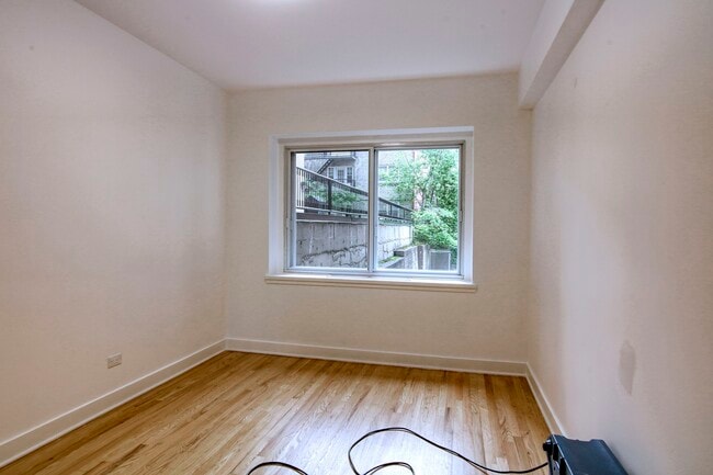 Photo - 3435 Rue Drummond Unit 23