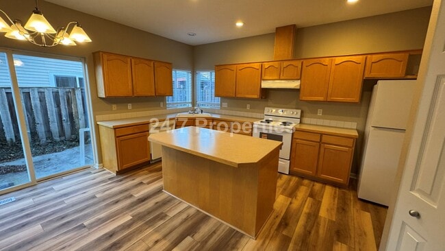 Photo - 3 BD I 2.5 BA Home - Fairview