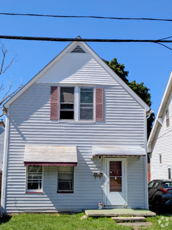 Building Photo - 2912 Saratoga Ave Rental
