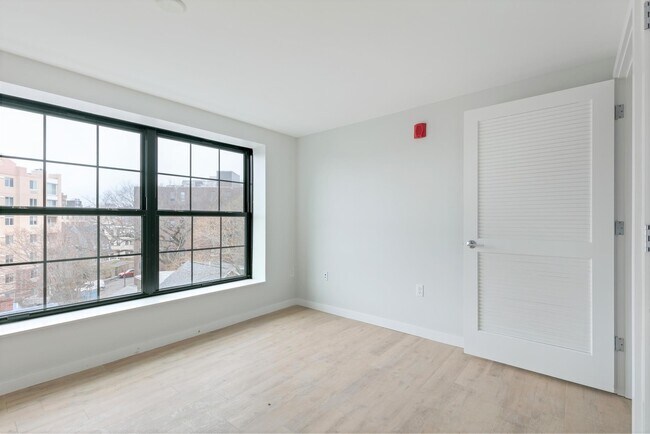 Photo - 22 Soden St Unit 306