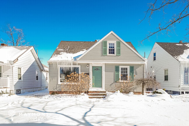 Building Photo - 1557 Woodrow Ave