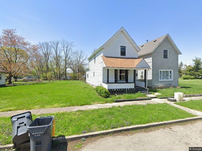 Photo - 2415 Cedar St