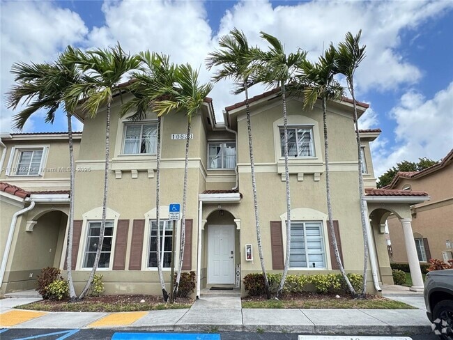 Building Photo - 10833 SW 83rd St Rental
