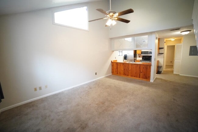 Photo - 1530 Merry Oaks Ct