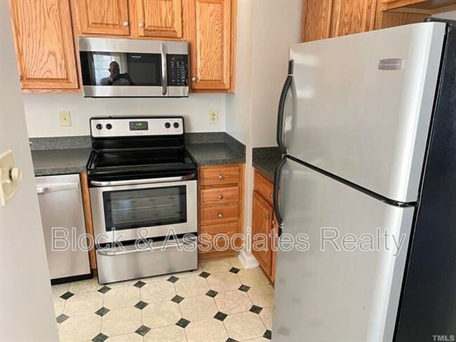 Photo - 2708 Heathersmith Ct