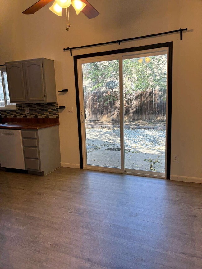 Photo - 2 bedroom duplex - Bennett