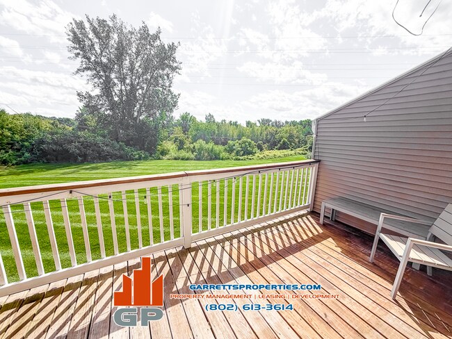 14 Giles Dr