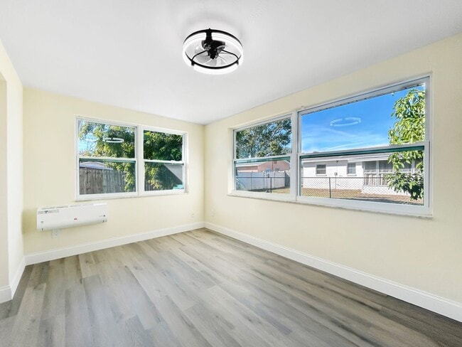 Photo - 9814 110th Ln N Unit B