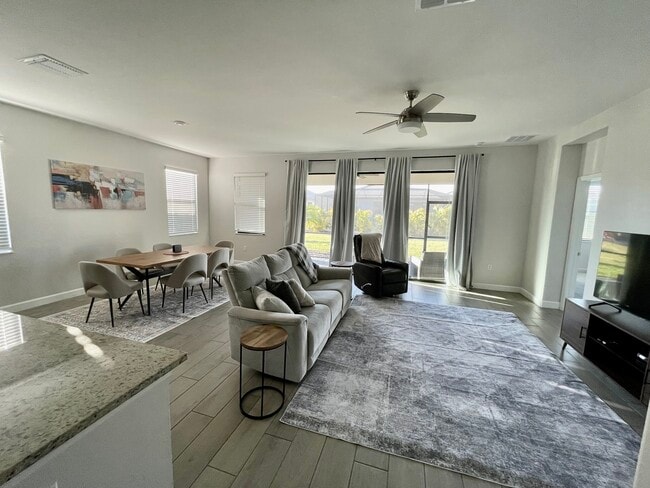 Photo - 5210 Coral Reef Way