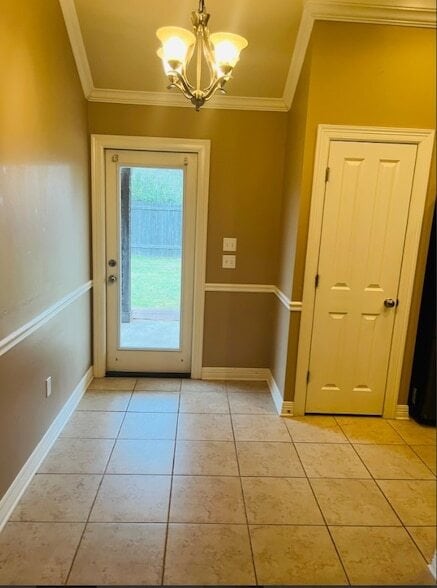 Photo - 359 Avondale Ln