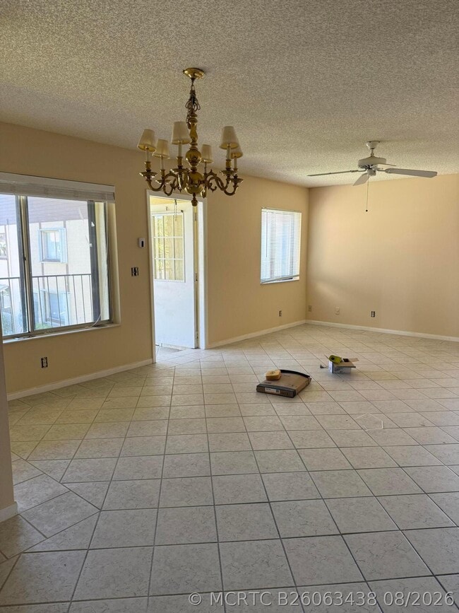 211 Pine HOV Cir Unit A-2