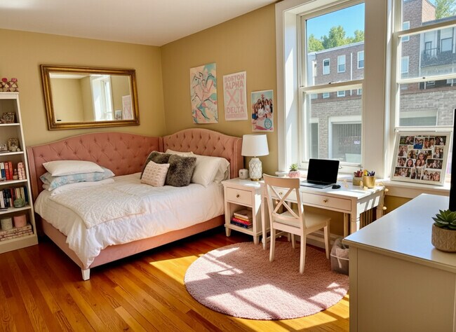 Photo - 76 Egmont St Unit 4