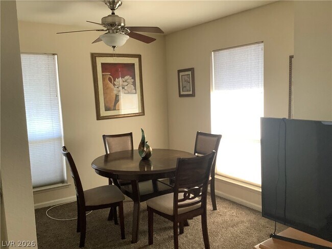 Photo - 682 Oakmont Ave Unit 1502