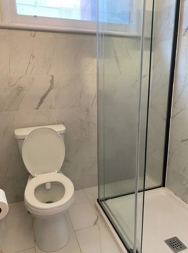 Photo - 455 Besserer St