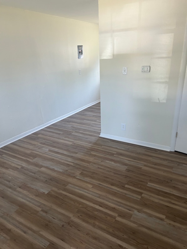 3007 Curtis Dr