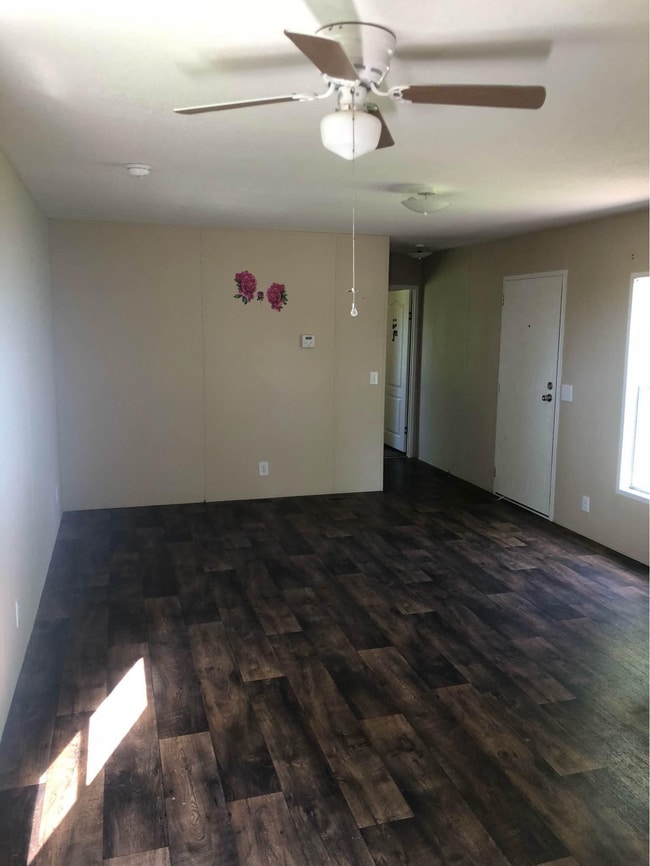 Photo - 382 Allene Cir