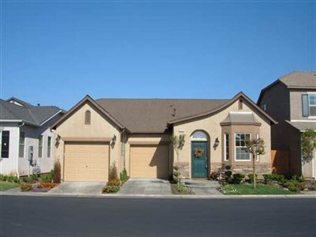 Building Photo - 4048 W Apple Tree Ln